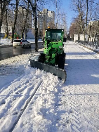 Харків прибирають від снігу